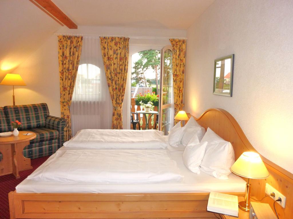 Hotel Mueritzgarten Garni 3*